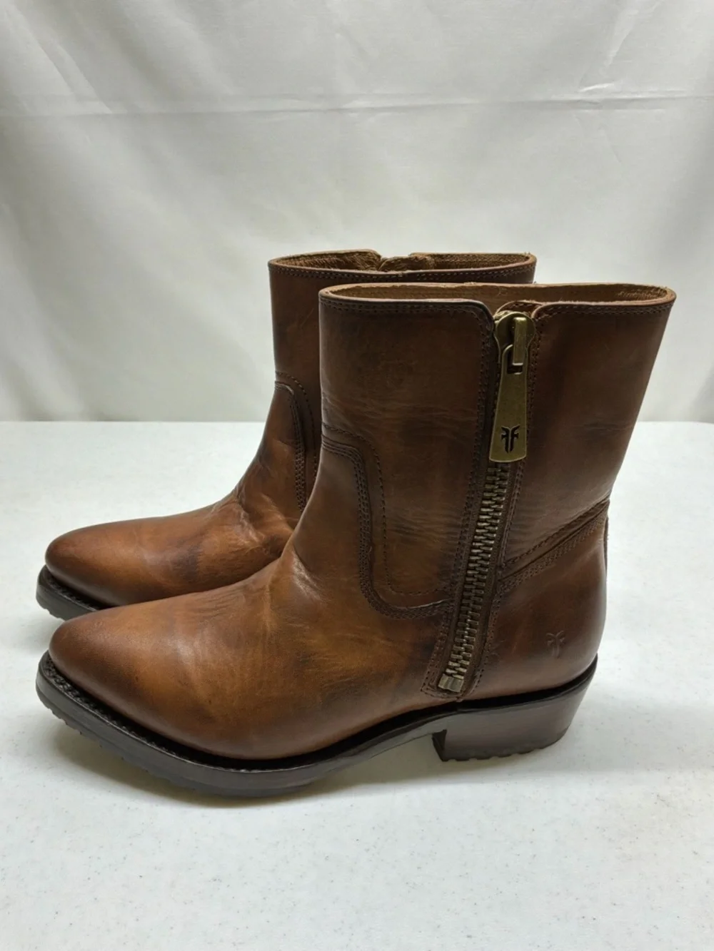 Frye Leather Billy Short Bark Color Boots Size 6M Women's NWOB